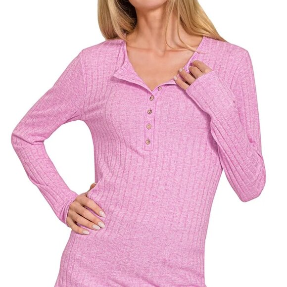 ✨NWT Zenana Ribbed Long Sleeve Half Button Top - Picture 2 of 3